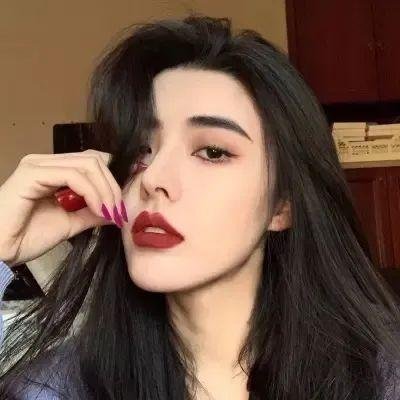 全民追女王
